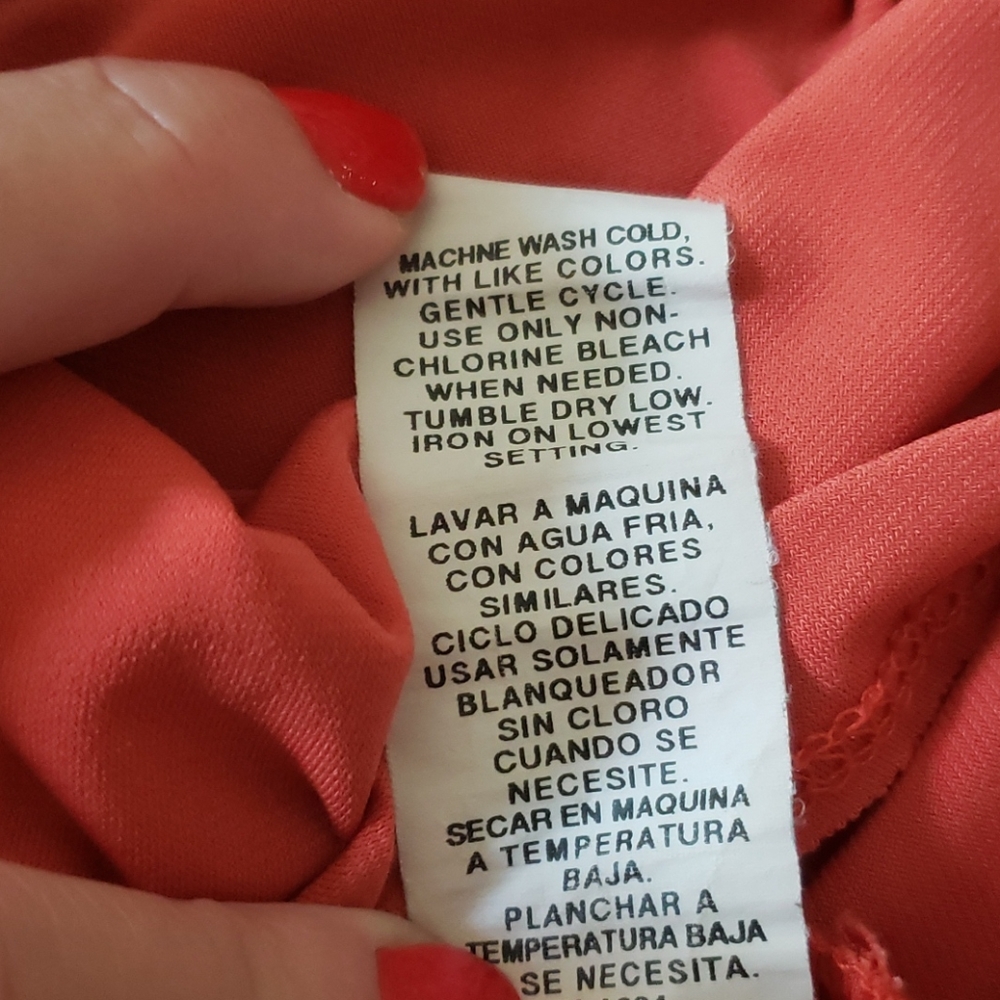 XOXO Seeveless Blouse - Picture 4 of 6